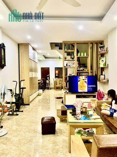 Bán nhà Hoàng Hoa Thám, Ba Đình. 58mx5; MT4m; giá 8 tỷ 45. Phương