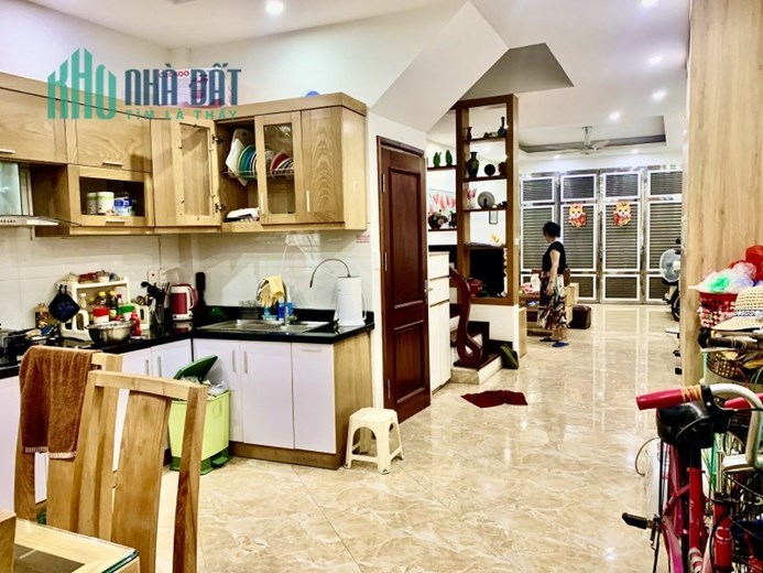 Bán nhà Hoàng Hoa Thám, Ba Đình. 58mx5; MT4m; giá 8 tỷ 45. Phương