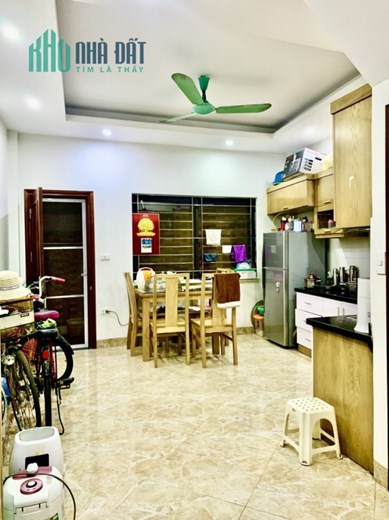 Bán nhà Hoàng Hoa Thám, Ba Đình. 58mx5; MT4m; giá 8 tỷ 45. Phương