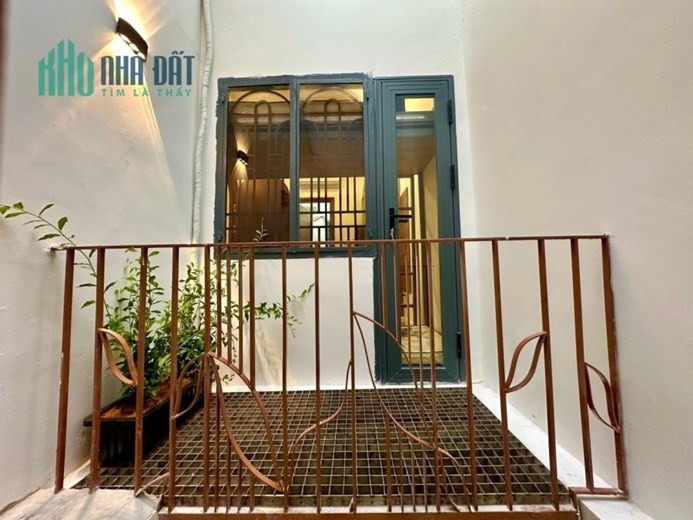 Gò vấp- HẺM 12M CÓ LỀ ĐƯỜNG -  NHƯ MẶT TIỀN - NHÀ BTCT - Giá 8,7 tỷ Tl