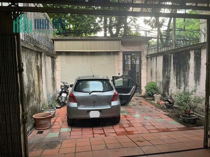 Bán đất Đội Cấn 96m2  vuông đẹp, ô tô ngủ nhà, 11.9 tỷ