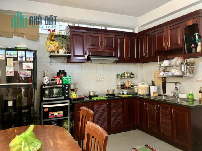 Nhà đẹp BTCT 4 tẩng Hồng Lạc, P10, Tân Bình, 44m2 (4x11), hẻm xe hơi, 6PN, chỉ 8 tỷ TL