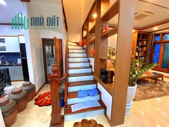 Bán Nhà Phố Tố Hữu - Hà Đông 200m2 x 5 tầng, phân lô ô tô tránh, sát Phố, gần Hồ , ở sướng kinh