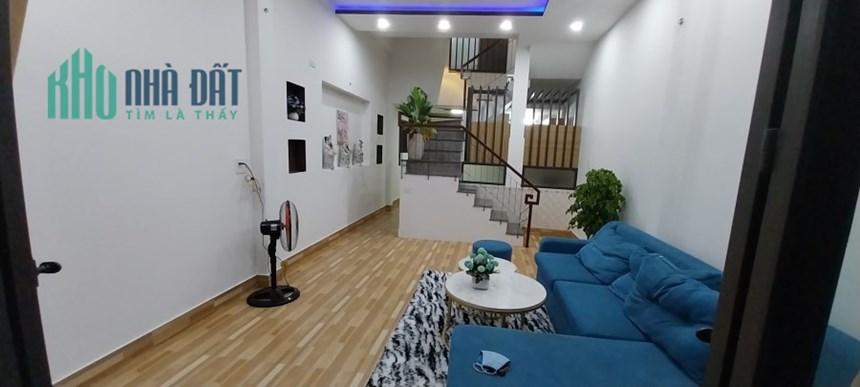 .Nhà Nguyễn Tri Phương, 40m ra Mặt tiền, kiệt 3m, 2 tầng đẹp, 2.x tỷ