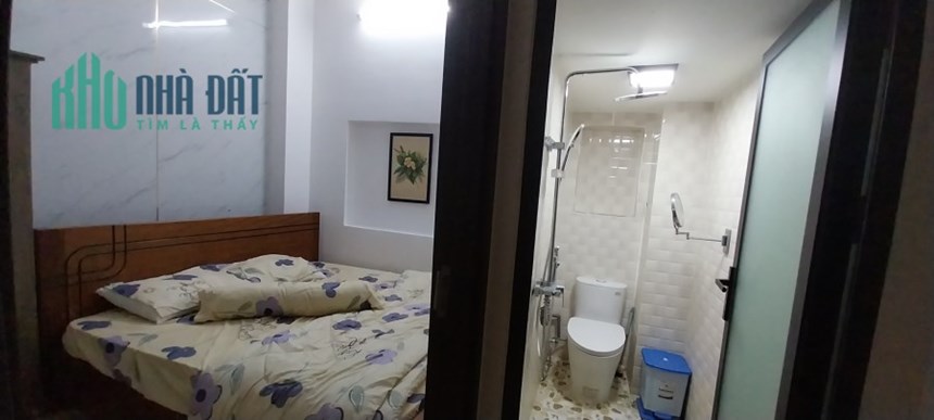 .Nhà Nguyễn Tri Phương, 40m ra Mặt tiền, kiệt 3m, 2 tầng đẹp, 2.x tỷ