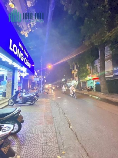 Bán gấp nhà đẹp mặt ngõ Hoàng Hoa Thám, Ba Đình. Oto đậu cửa, 35m2, 4 tầng