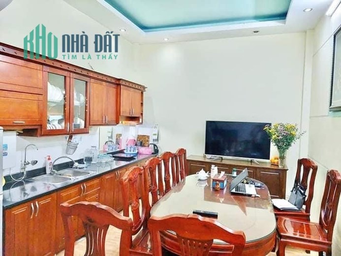 Bán gấp nhà đẹp mặt ngõ Hoàng Hoa Thám, Ba Đình. Oto đậu cửa, 35m2, 4 tầng