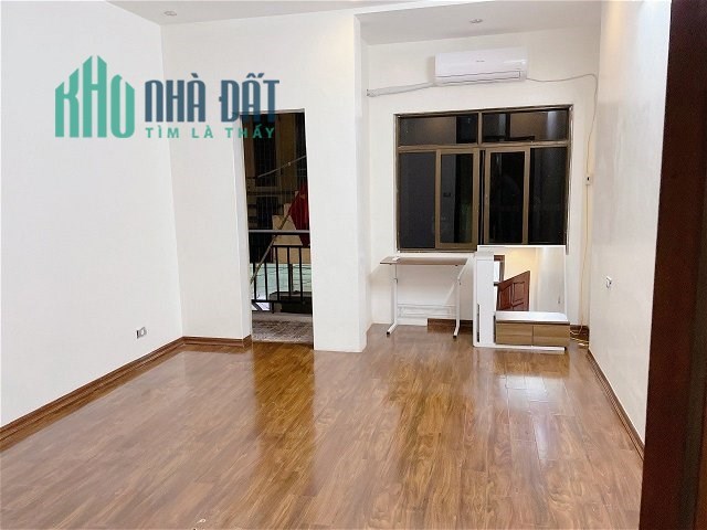 CẦN BÁN GẤP NHÀ TRẦN PHÚ- HÀ ĐÔNG, Ô TÔ ĐỖ CỬA 40M2,MT 5M,NHÀ 4 TẦNG ,NHỈNH 5 TỶ