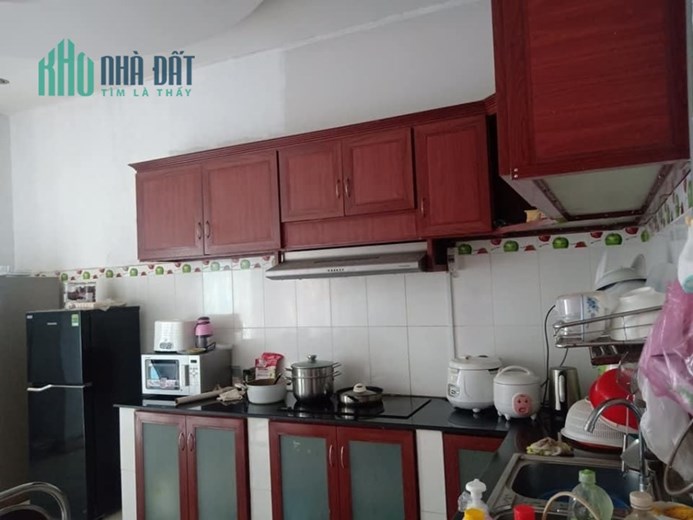 BÁN NHÀ HXH TÂN SƠN NHÌ NGANG 5M THÔNG TỨ TUNG CHỈ NHỈNH 5 TỶ