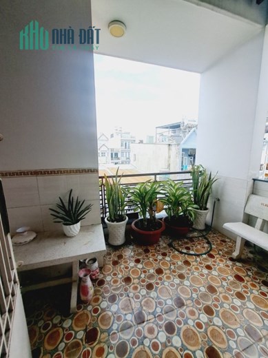 NHÀ ĐẸP 4 TẦNG LÊ VĂN QUỚI Ở NGAY HẺM  NHỰA  6M, DT 4 X11M SỔ HỒNG, CHỈ  4.55TỶ