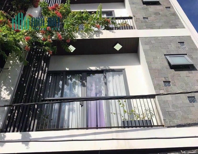 Giảm sâu 3 tỷ! Tòa căn hộ đường Duy Tân, Hải Châu, MT 6m, nở hậu, dòng tiền 35 Tr/T. giá 5.1 tỷ