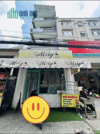 Sang toàn bộ nội thất thiết kế và tất cả trang thiết bị vận dụng cần thiết của quán Địa chỉ: Linh