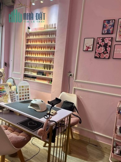 Vì lý do sức khoẻ nên e cần sang nhượng lại cả tiệm nail Địa chỉ: ở phố Trung Phụng, Đống Đa, Hà Nội