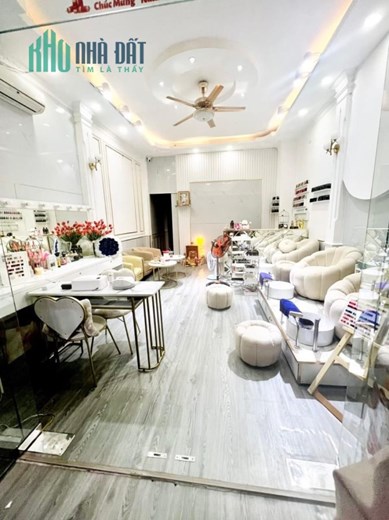 SANG NHƯỢNG TIỆM NAIL ĐỊA CHỈ QUẬN TÂN PHÚ, HỒ CHÍ MINH