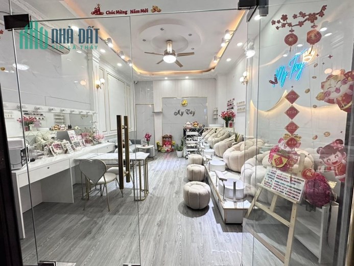 SANG NHƯỢNG TIỆM NAIL ĐỊA CHỈ QUẬN TÂN PHÚ, HỒ CHÍ MINH
