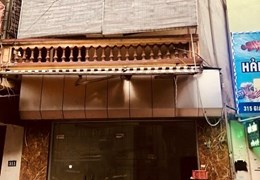 Chính chủ cho thuê nhà nguyên căn 3 tầng ngay mặt phố Giáp Bát, phường Giáp Bát, Hoàng Mai, Hà Nội