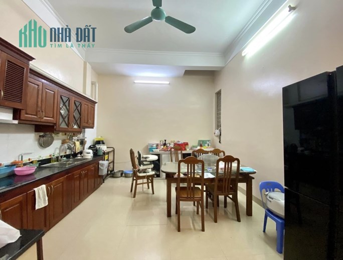 BÁN NHÀ PHỐ HOÀNG CẦU 41M2 x 4T, HÀNG XÓM QUẬN ỦY ĐỐNG ĐA, Ô TÔ 7 CHỖ ĐỖ, CHỈ 7 TỶ