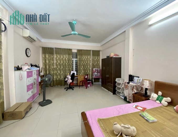 BÁN NHÀ PHỐ HOÀNG CẦU 41M2 x 4T, HÀNG XÓM QUẬN ỦY ĐỐNG ĐA, Ô TÔ 7 CHỖ ĐỖ, CHỈ 7 TỶ