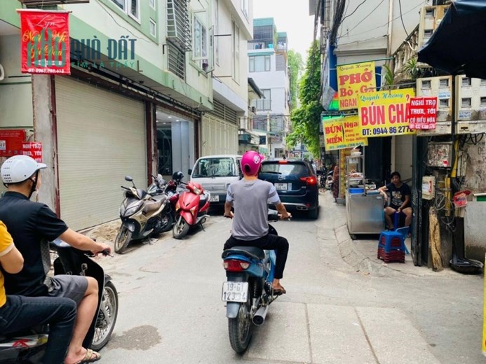 HÀNG ĐỘC TÔN, MỄ TRÌ THƯỢNG, MẶT TIỀN HƠN 4M, KINH DOANH