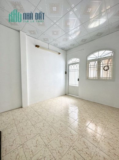 Bán nhà Phan Văn Trị P11 Bình Thạnh, nở hậu, nhỉnh 3 tỷ