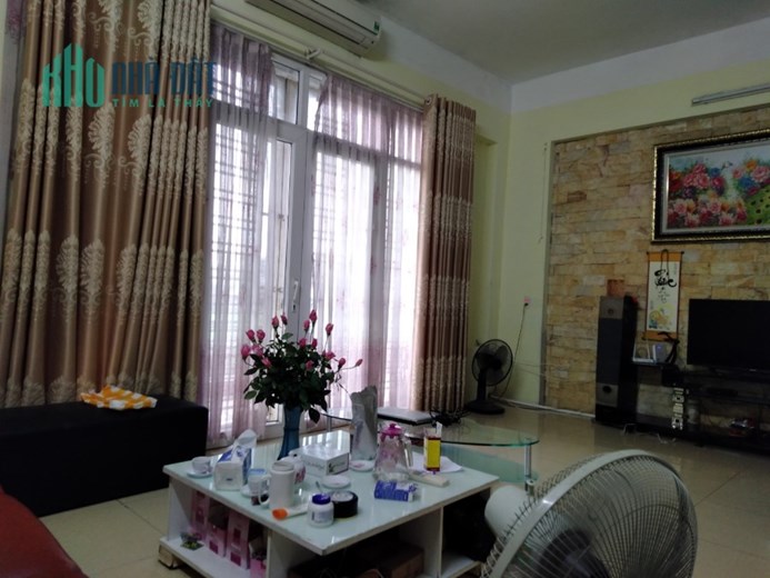 Kinh doanh đỉnh, 3,5 tầng, 88m, mặt tiền 7m, mặt phố Hoè Thị, vỉa hè rộng, 3 mặt thoáng, đang cho