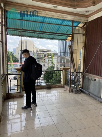 Chính chủ cho thuê nhà 4 tầng số 2 ngõ 497 Nguyễn Trãi, Thanh Xuân, Hà Nội.