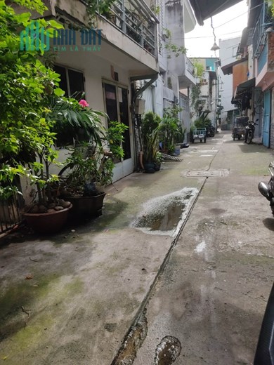 Nhà bán Q3, Hẻm 4m, 58m2, 3 tầng, bán gấp nhỉnh 8 tỷ