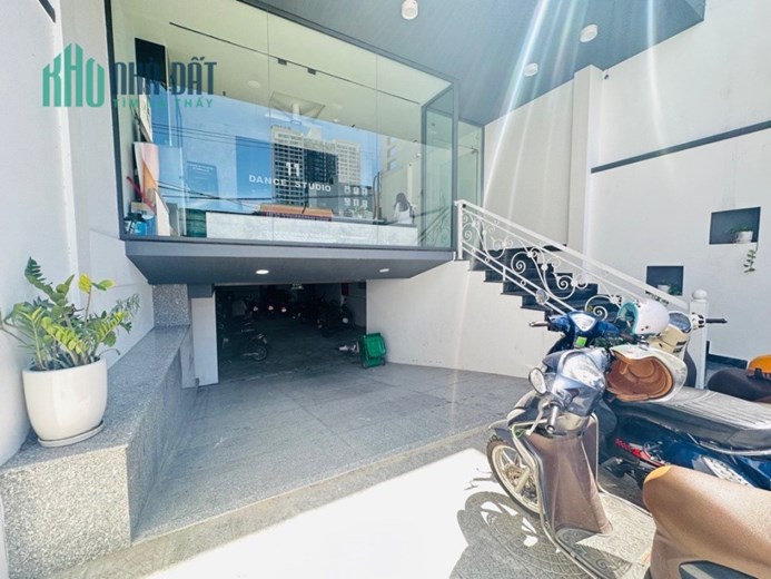 Siêu Phẩm Dòng Tiền 1,2 tỷ/năm. Tòa căn hộ 7 tầng Lương Thế Vinh, MT 7m. Cạnh cầu Rồng cách biển 3p