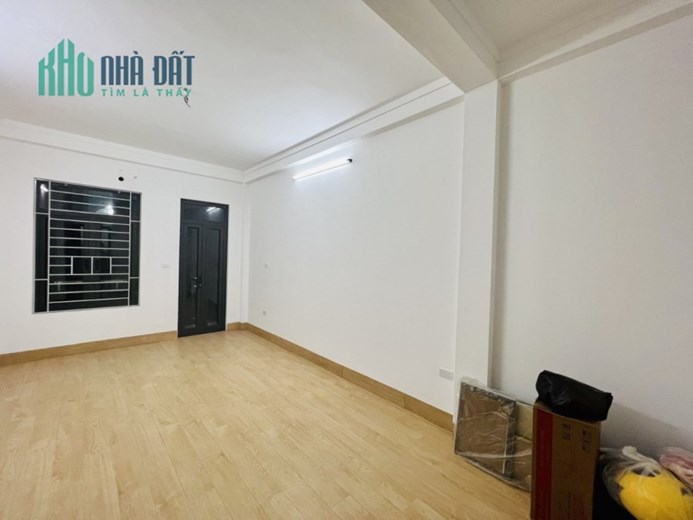 PHẠM VĂN ĐỒNG - NHÀ DÂN XÂY 1 NĂM ĐANG Ở - Ô TÔ 5 CHỖ ĐỖ CỬA - 40M2 X 4 TẦNG - NHỈNH 6 TỶ