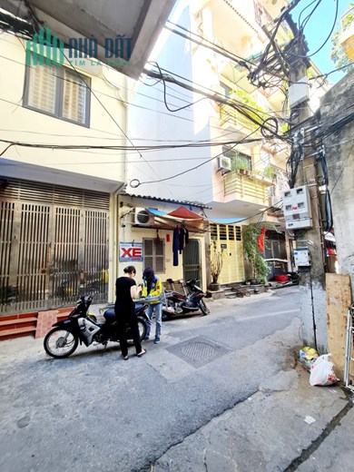 Ngõ Xuân Thuỷ 46/80T2 m², 4 tầng, MT 14m, giá 12 tỷ Cầu Giấy. O94lO7l689