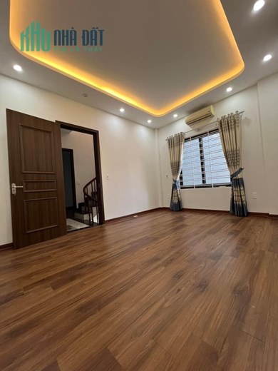 Bán nhà riêng 32m, 5 tầng, chính chủ Trần Khát Trân, Lò Đúc, mới đẹp, 50m ra phố, giá tốt.