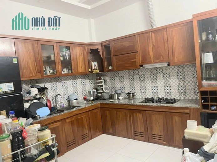 Q7 NHÀ ĐẸP XEM LÀ CHỐT NGAY, SÁT MẶT TIỀN HUỲNH TẤN PHÁT,HỆ THỐNG ĐIỆN NĂNG LƯỢNG MẶT TRỜI,CAMERA