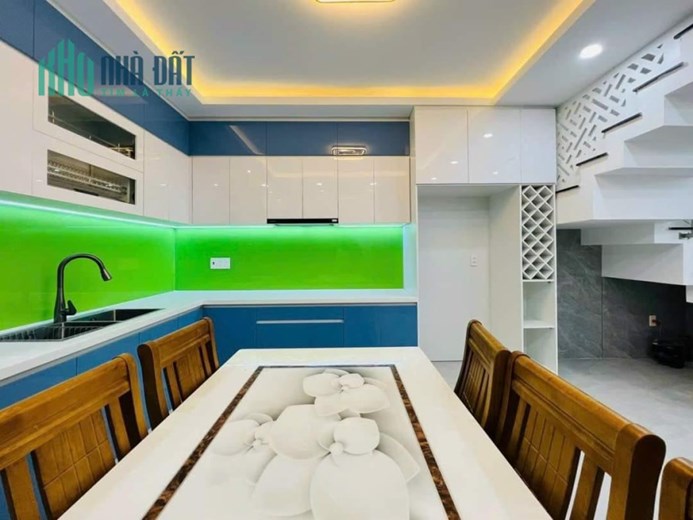 Bán Nhà Nguyễn Thái Sơn Gò Vấp 5 Tầng Hẻm Xe Hơi Mới Đẹp Giá 7 Tỷ 2