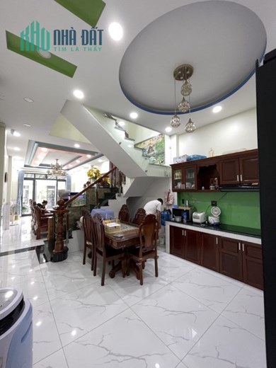 Nhà hẻm xe tải Vĩnh Lộc A, Bình Chánh - 120m2- 5PN chỉ nhỉnh 5Tỷ