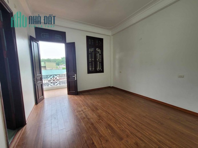 Hoàng Hoa Thám 63m², 5 tầng, MT 6.7m, giá 11.7 tỷ Ba Đình. O94lO7l689