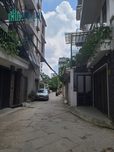 Ngõ Hoàng Hoa Thám 108m², Nhà C4, MT 7.1m, giá 12.8 tỷ Ba Đình. O94lO7l689