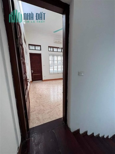 Giáp Nhất - Thanh Xuân, Lô Góc, D.Tích 68m2, 3 Tầng, MT Rộng, Giá 7.6 tỷ