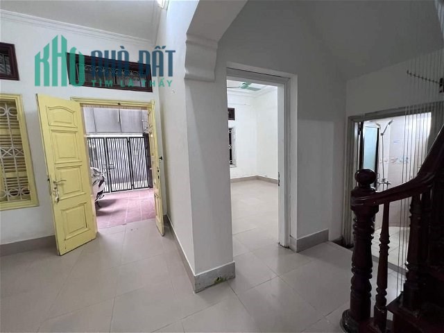 Giáp Nhất - Thanh Xuân, Lô Góc, D.Tích 68m2, 3 Tầng, MT Rộng, Giá 7.6 tỷ
