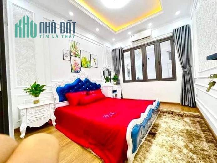 NHÀ ĐẸP  4 TẦNG 5 NGỦ DT:36M2  GIÁ:4.65 TỶ PHỐ TRẦN BÌNH QUẬN CẦU GIẤY