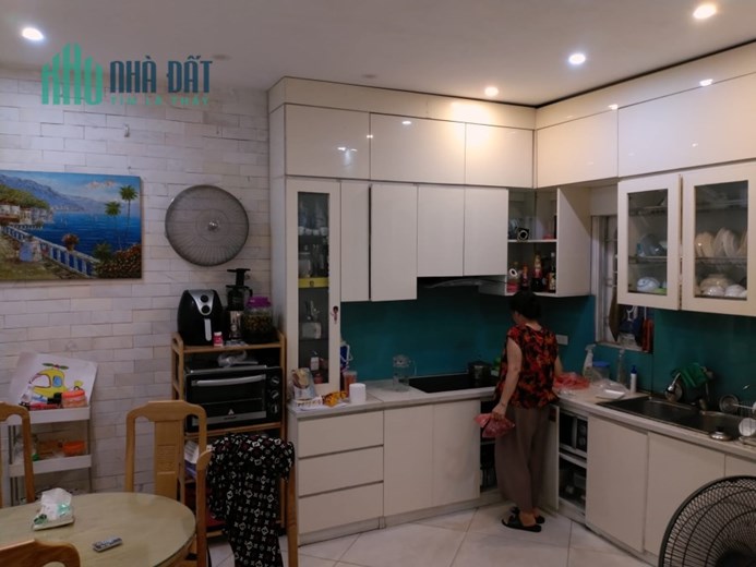 Siêu Hiếm, Bán nhà Trung Kính Cầu Giấy 55m2, 4 tầng phân lô vỉa hè Ô tô tránh