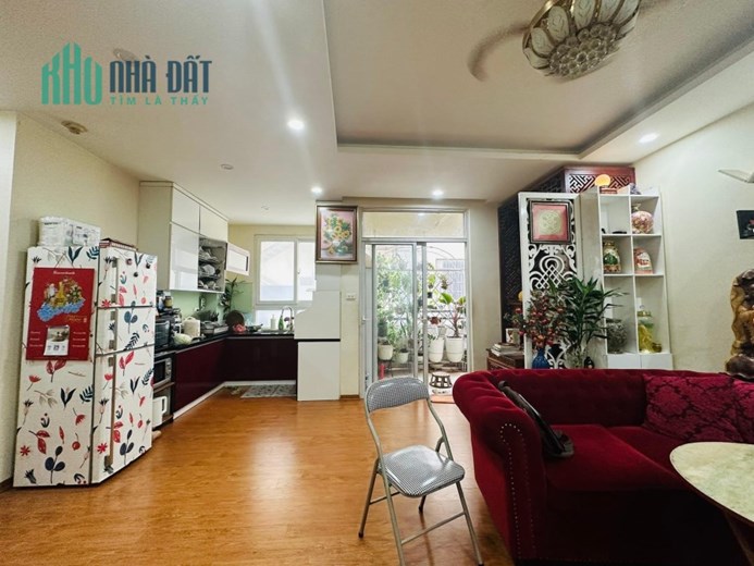 Siêu hiếm! Trung tâm Thanh Xuân -Lô góc 100m2- 3 ngủ- 2wc chung cư H10- Vinaconex 6 chỉ 3.3 tỷ