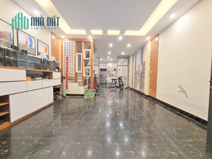 Bán nhà Kim Giang, Thanh Xuân trên 7 tỷ, đường ô tô tránh, kinh doanh tốt, tiện ích đô thị