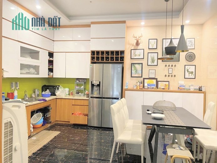 Bán nhà Kim Giang, Thanh Xuân trên 7 tỷ, đường ô tô tránh, kinh doanh tốt, tiện ích đô thị