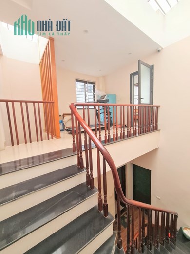 Bán nhà Kim Giang, Thanh Xuân trên 7 tỷ, đường ô tô tránh, kinh doanh tốt, tiện ích đô thị
