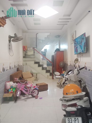 Bán nhà đẹp gò vấp 36m2 chỉ 3. tỷ, Nguyễn Văn Lượng, Cách MT 30m.