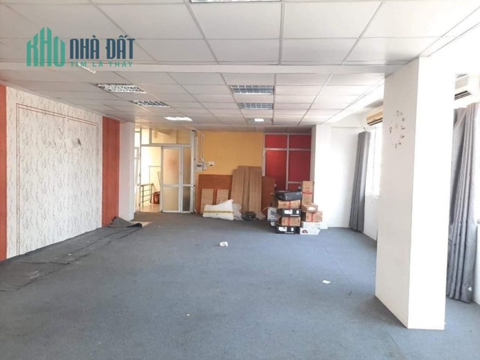 CẦU GIẤY - TOÀ VP MẶT NGÕ Ô TÔ TRÁNH - 121M2 X 9 TẦNG - MẶT TIỀN RỘNG - LÔ GÓC - VỈA HÈ - DOANH THU