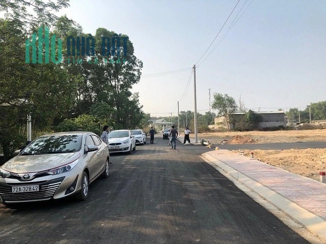 CẦN BÁN LÔ ĐẤT CÓ VỊ TRÍ ĐẸP Ở NGAY CỔNG CHÍNH SÂN BAY LONG THÀNH – XÃ VIỄN AN - HUYỆN TRẢNG BOM –