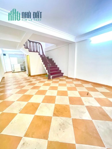 MẶT NGÕ THÔNG - PHÁO ĐÀI LÁNG - PHÂN LÔ Ô TÔ TRÁNH - VỈA HÈ - 44M2 X 5 TẦNG - MT 4.1M - KINH DOANH