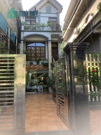 Cho thuê nhà tầng 1 làm văn phòng Địa chỉ: Số nhà 394a - đường Nguyễn Văn Cừ, Hạ Long, Quảng Ninh