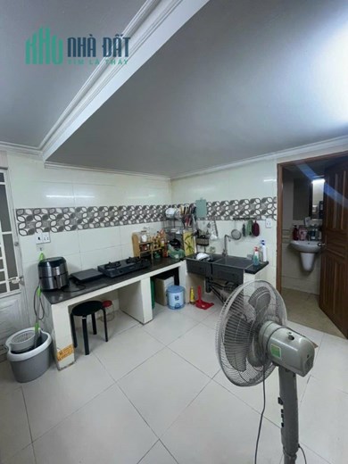 Bán nhà hẻm xe hơi 6m Lê Văn Quới sát mặt tiền 4x16m sổ vuông giá 4tỷX 0899306823